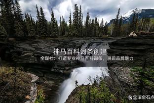 痛❗内马尔亲眼目睹母队降级！内马尔观看桑托斯收官战，球队112年首降级